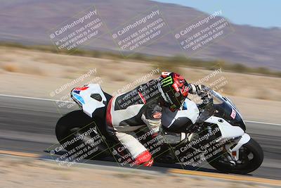 media/Jan-18-2024-Racers Edge (Thu) [[008952c709]]/B Group/Session 2 (Turn 15 Inside)/